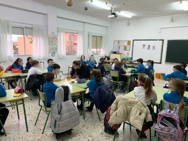 Unos 250 estudiantes de 3° de Primaria participan en talleres de sensibilización en diversidad funcional - 1, Foto 1