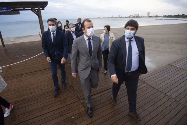 López Miras acude a Bruselas para pedir a las instituciones europeas que se sumen a la protección y recuperación del Mar Menor - 1, Foto 1