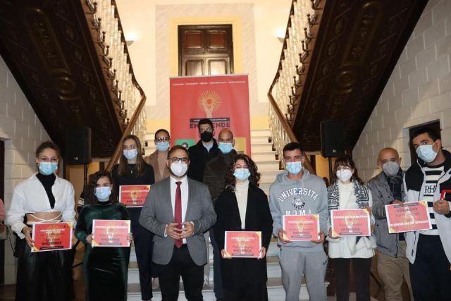 Los jóvenes Ayla García, Adrián Paco, Carmen Plazas y María Díaz se hacen con los premios 'Enciende Lorca 2021' en las modalidades de artes plásticas, música, fotografía y literatura - 1, Foto 1