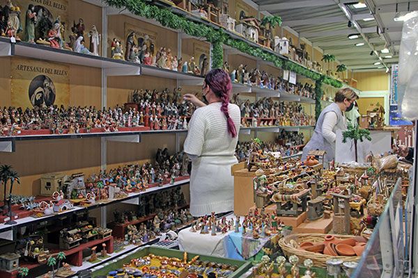 La XXVII edición de la Feria del Belén de Sevilla, organizada por la Asociación de Comerciantes del Belén de Sevilla (ACOBE) - 4, Foto 4