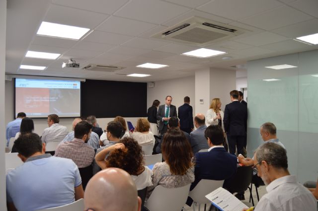 Los propietarios de negocios locales aprenden las claves  SEO para mejorar su presencia en Google - 1, Foto 1