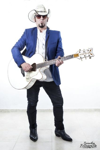 'Los Rebeldes' ofrecen un concierto este sábado en el teatro Thuillier de Caravaca - 2, Foto 2