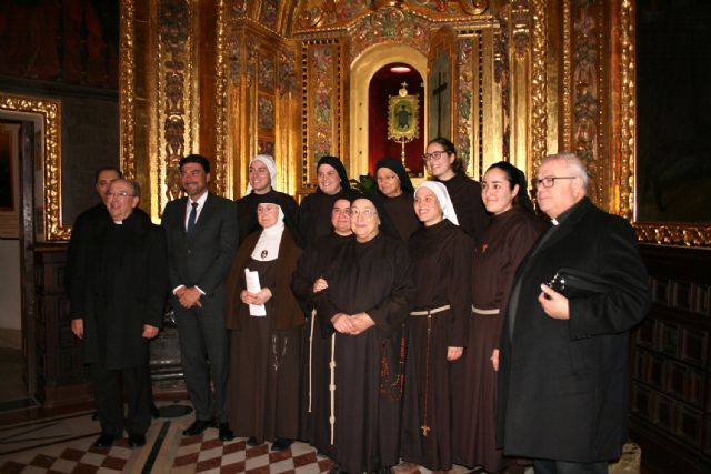 Las clarisas de Algezares custodian la Santa Faz de Alicante - 1, Foto 1
