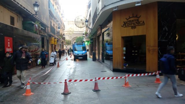 El dispositivo especial de limpieza del Ayuntamiento continúa trabajando hasta el 20 de enero - 1, Foto 1