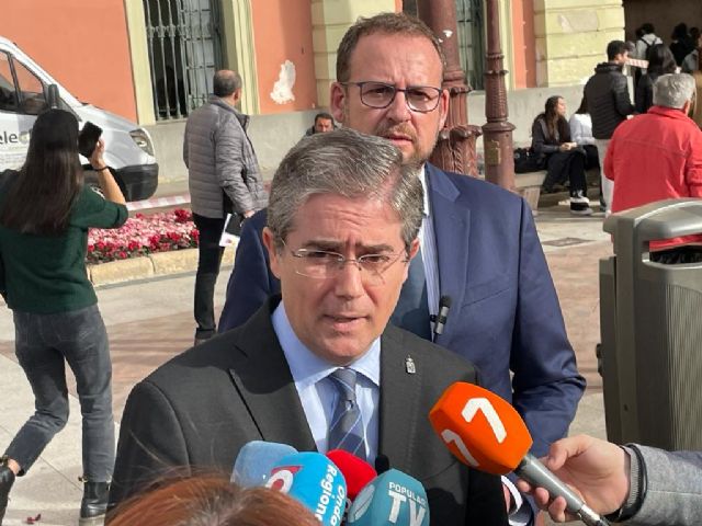El PP da 24 horas al alcalde socialista para que explique a los murcianos el caos de las sillas de la Cabalgata de Reyes - 1, Foto 1