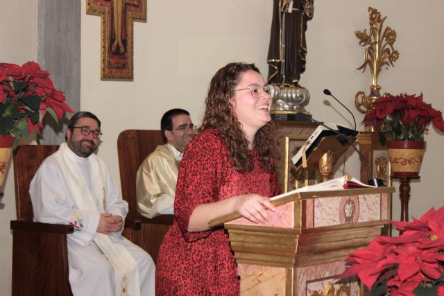 No creía en Dios y ayer ingresó en el convento de las Hermanas Pobres de Algezares - 2, Foto 2