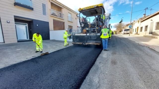 El Ayuntamiento de Caravaca inicia el plan renovación de asfaltado y señalización de travesías del casco urbano y pedanías - 2, Foto 2