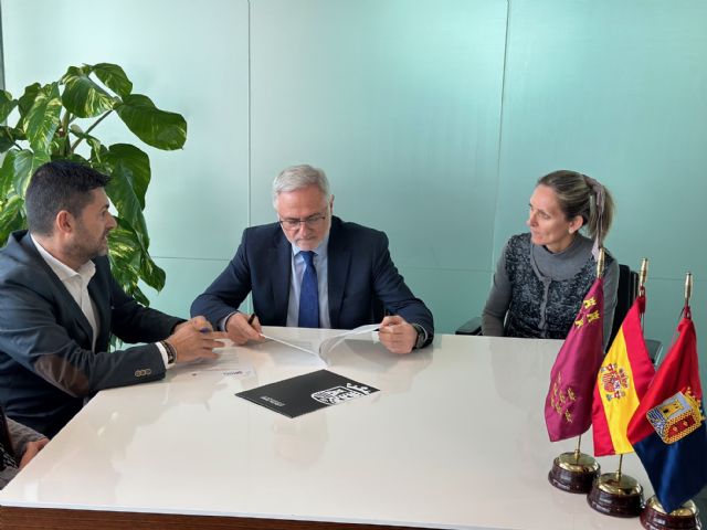 El Ayuntamiento de Torre Pacheco firma un convenio con UPTA - 1, Foto 1