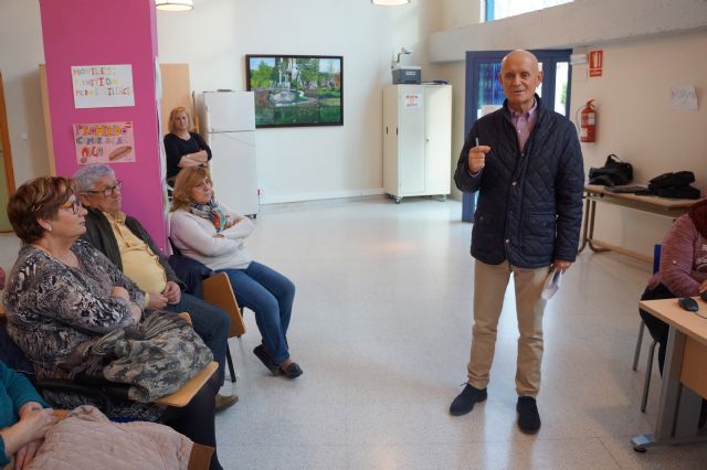 Las integrantes de la asociación de mujeres Isabel González torreña continúan ampliando sus conocimientos - 4, Foto 4