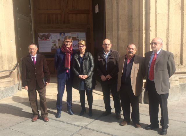 Noelia Arroyo visita a la Junta de la Archicofradía del Resucitado en la iglesia Santa Eulalia de Murcia - 1, Foto 1