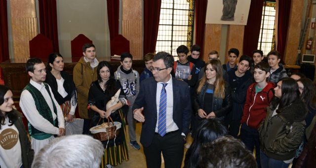 Inmersión lingüística en el Salón de Plenos - 1, Foto 1