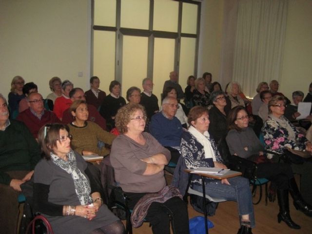 Servicios Sociales acerca la historia de Cartagena a mayores y personas con discapacidad - 1, Foto 1