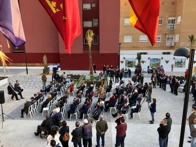 El Ayuntamiento renueva el corazón de Llano de Brujas - 2, Foto 2
