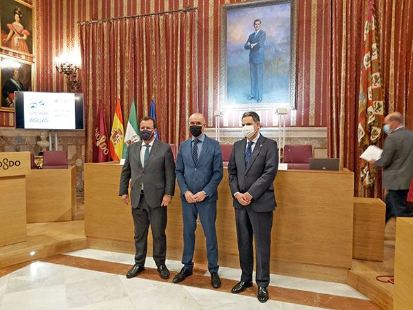 En palabras del autor el cartel ilustra “250 años detenidos en un instante - 1, Foto 1