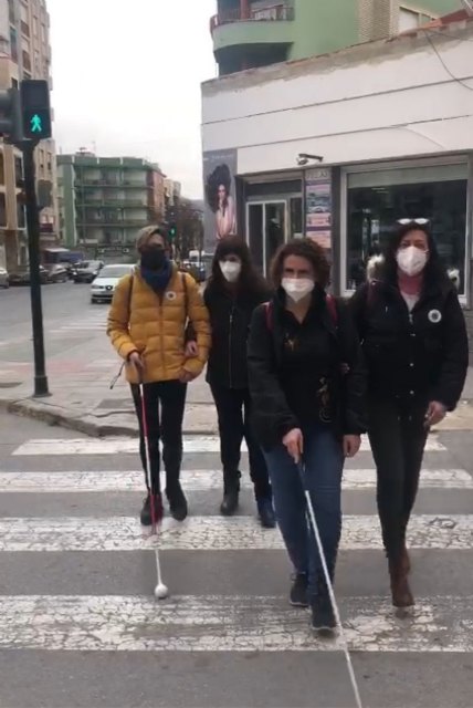 El Ayuntamiento incrementa el número de semáforos adaptados para personas invidentes - 1, Foto 1