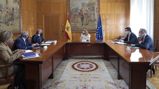La vicepresidenta Yolanda Díaz recibe a Juan Antonio Pedreño como presidente de CEPES para analizar la Reforma Laboral en las empresas de la Economía Social - 2, Foto 2
