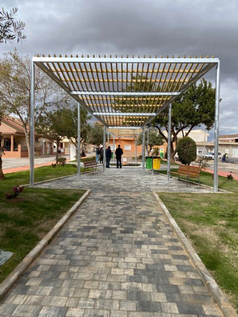 Finalizan las obras de rehabilitación de la plaza del Tío Fidel de Roldán - 2, Foto 2