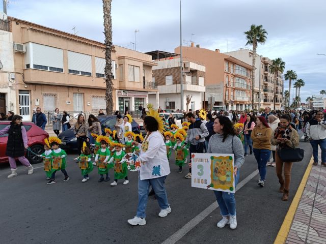 Los colegios de Puerto Lumbreras celebran el Carnaval con un desfile por las calles del municipio - 3, Foto 3