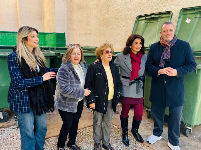 El Ayuntamiento de Lorca actualiza el horario para depositar la basura doméstica tras un proceso de escucha ciudadana, especialmente con las personas mayores - 2, Foto 2