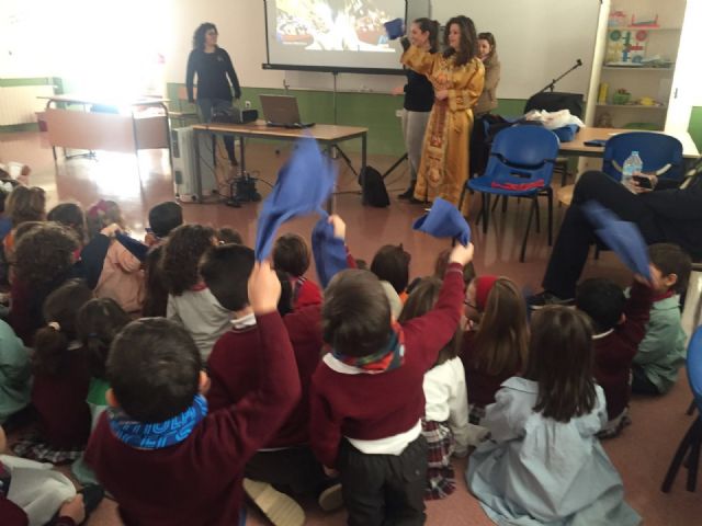 Más de 600 niños de siete colegios lorquinos han disfrutado ya de las actividades de promoción de la Semana Santa organizadas por GuiAzul - 1, Foto 1