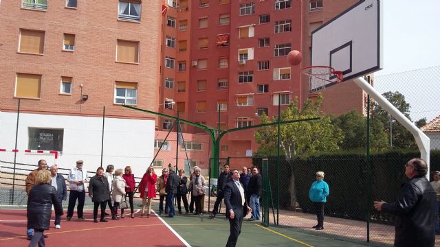 El Alcalde de Lorca inaugura el remodelado parque de La Isla - 1, Foto 1