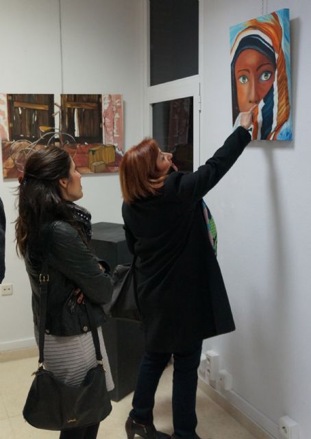 La asociación Isabel González inaugura la muestra de su taller de pintura por el 8 de marzo - 3, Foto 3