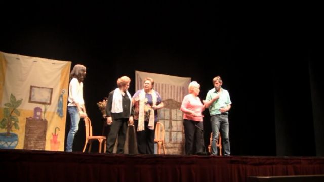 El XIV Certamen de Teatro Aficionado 'Ciudad de Cehegín' comienza mañana viernes con la obra 'A un panal de rica miel' - 1, Foto 1