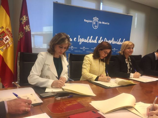 El Ayuntamiento de Molina de Segura firma un convenio de colaboración con la Comunidad Autónoma de la Región de Murcia para la implantación del Sistema SUSI de intercambio electrónico de datos cerrados de comunicación - 2, Foto 2
