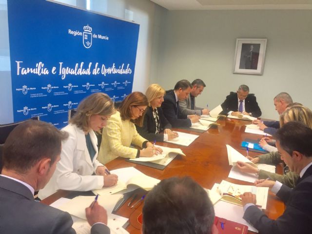 El Ayuntamiento de Molina de Segura firma un convenio de colaboración con la Comunidad Autónoma de la Región de Murcia para la implantación del Sistema SUSI de intercambio electrónico de datos cerrados de comunicación - 3, Foto 3