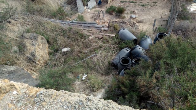 Huermur exige al ayuntamiento que adecente el entorno más próximo al castillo de Monteagudo - 2, Foto 2