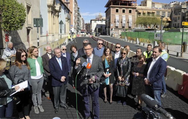 Menos ruido y más seguridad tras la pavimentación de la Plaza San Agustín - 3, Foto 3