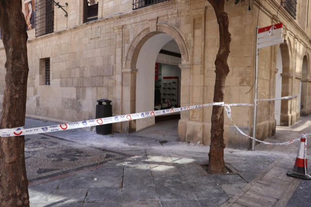 Huermur exige la revisión urgente de todas las fachadas de la Catedral de Murcia - 2, Foto 2