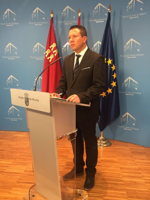 El Alcalde se reúne con la Consejera de Educación y Cultura - 1, Foto 1