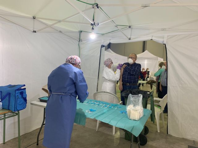 El Recinto Ferial comienza a ser usado como Centro de Vacunación - 1, Foto 1