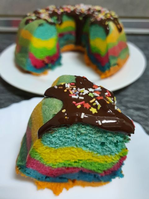 ¡¡¡BIZCOCHO ARCOÍRIS!!! Receta casera y creativa - 4, Foto 4