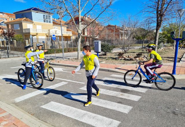 El Ayuntamiento de Caravaca fomenta la educación vial entre escolares de los centros del casco urbano y pedanías - 2, Foto 2