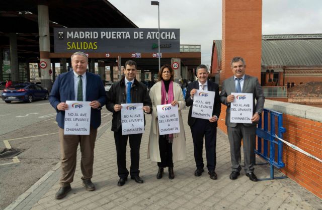 El PP rechaza el cambio de Atocha a Chamartín de los trenes que llegan desde la Región de Murcia a Madrid - 1, Foto 1