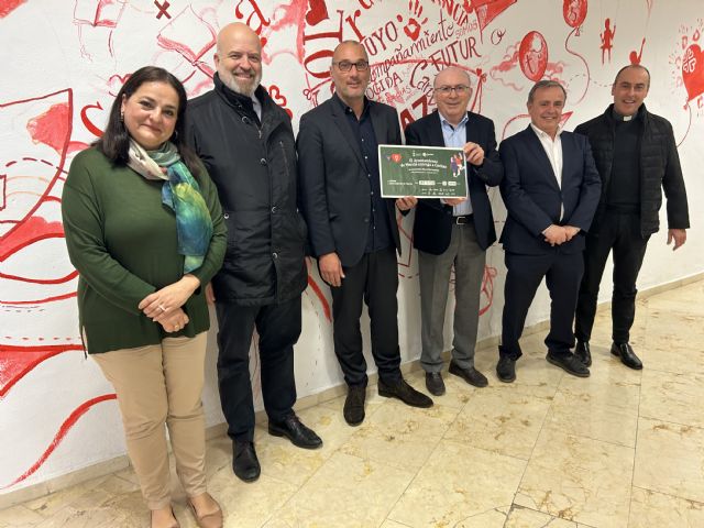 El derbi benéfico de UCAM Murcia CF y Real Murcia logró recaudar más de 8.200 euros a beneficio de Cáritas - 1, Foto 1