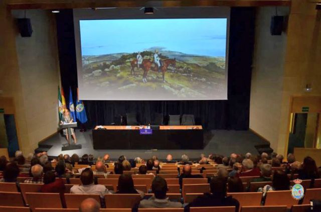 Cultura. Sevilla . Se dio la circunstancia de que la conferencia de la señora Fidalgo organizada por la Academia de San Romualdo se celebró el mismo día de la conmemoración del 487 aniversario de la fundación de la Infantería de Marina - 1, Foto 1