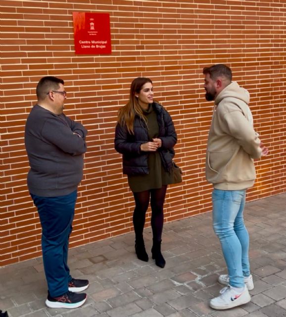 El PSOE exige al PP la apertura inmediata del centro municipal de Llano de Brujas - 1, Foto 1