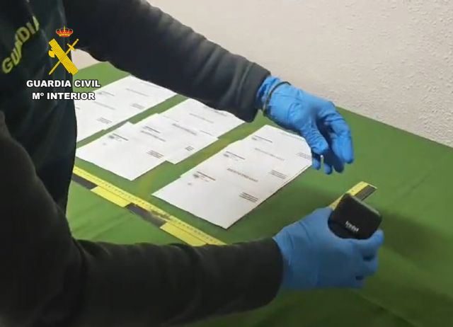 La Guardia Civil detiene a un vecino de Torre Pacheco por falsificar, hasta en 30 ocasiones, una receta médica - 3, Foto 3