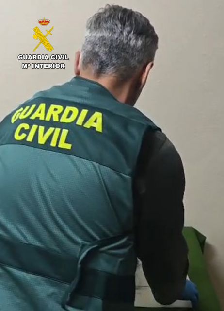 La Guardia Civil detiene a un vecino de Torre Pacheco por falsificar, hasta en 30 ocasiones, una receta médica - 4, Foto 4