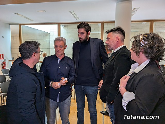 Crisis en Vox Totana: Marcos Cano dimite, entrega su acta de concejal y abandona el partido junto a su equipo, Foto 6