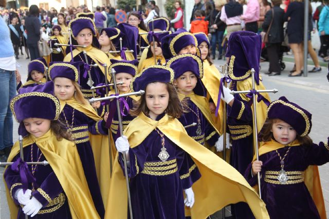 Los niños acompañan al Nazareno en la procesión infantil - 2, Foto 2