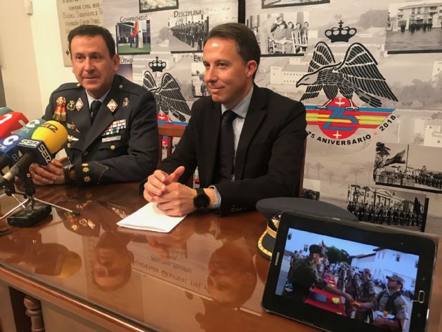 Más de 150 personas jurarán bandera el próximo 14 de abril en la Plaza de España en un acto organizado por el Ayuntamiento y la AGA para conmemorar su 75 aniversario - 2, Foto 2