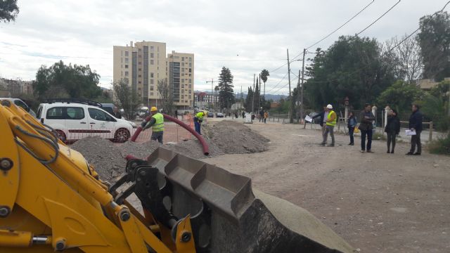Comienzan las obras para mejorar la seguridad peatonal en Camino Marín dotando de nuevas aceras, mejor iluminación y un nuevo vial que conectará con Alameda de Cervantes - 2, Foto 2