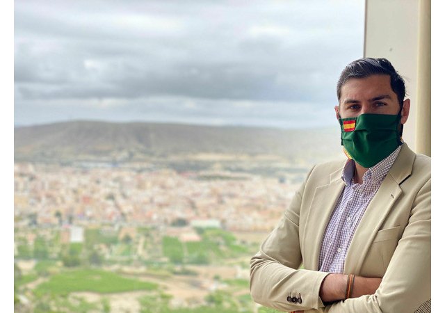 El presidente de VOX Murcia, José Ángel Antelo, ha visitado Cieza acompañado por los miembros del CEP y el equipo local - 1, Foto 1