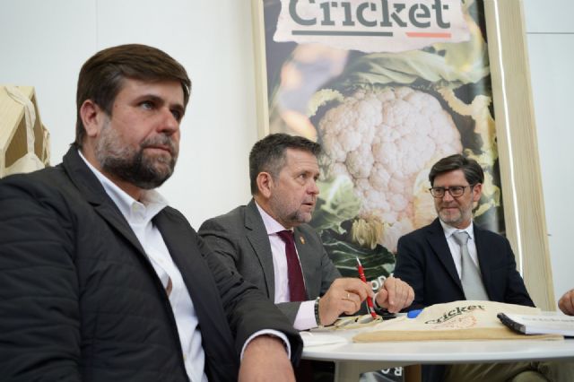 La empresa lorquina Cricket Campo de Lorca renueva su compromiso con sus clientes internacionales en Fruit Logistica en Berlín - 1, Foto 1