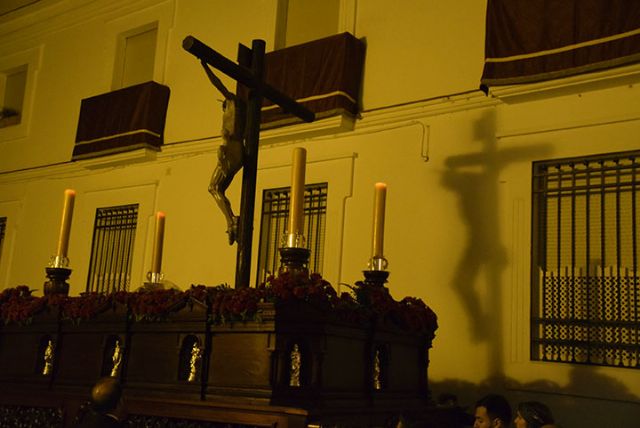 Una Cofradía de silencio añeja con la más austera sobriedad en Alcalá del Río - 2, Foto 2