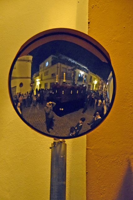 Una Cofradía de silencio añeja con la más austera sobriedad en Alcalá del Río - 5, Foto 5